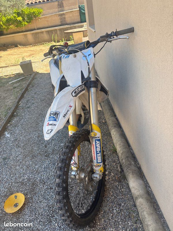 Vend 350 Husqvarna négociable dans la limite de responsable (image 3)