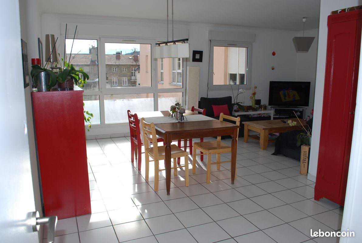 Appartement 3 pièces 81 m² · à Saint-Étienne · 81 m² · 600 €/mois
