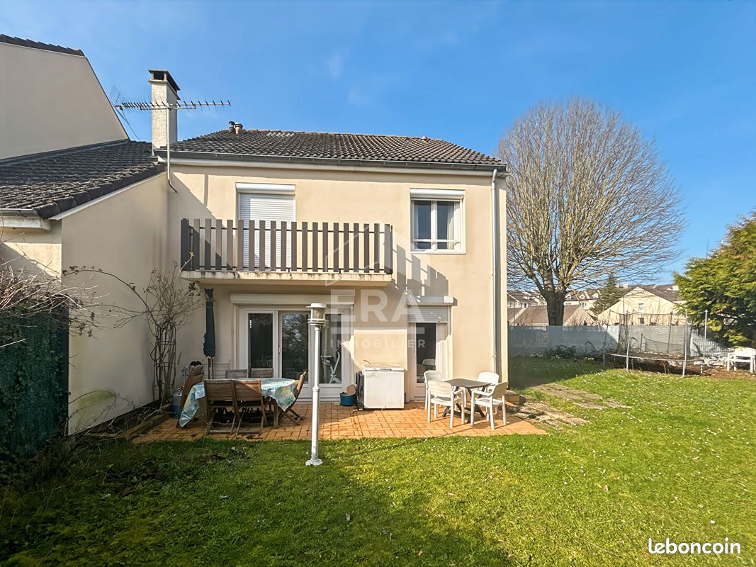 Maison 5 pièces 109 m² · à Étampes · 109 m² · 286 000 €