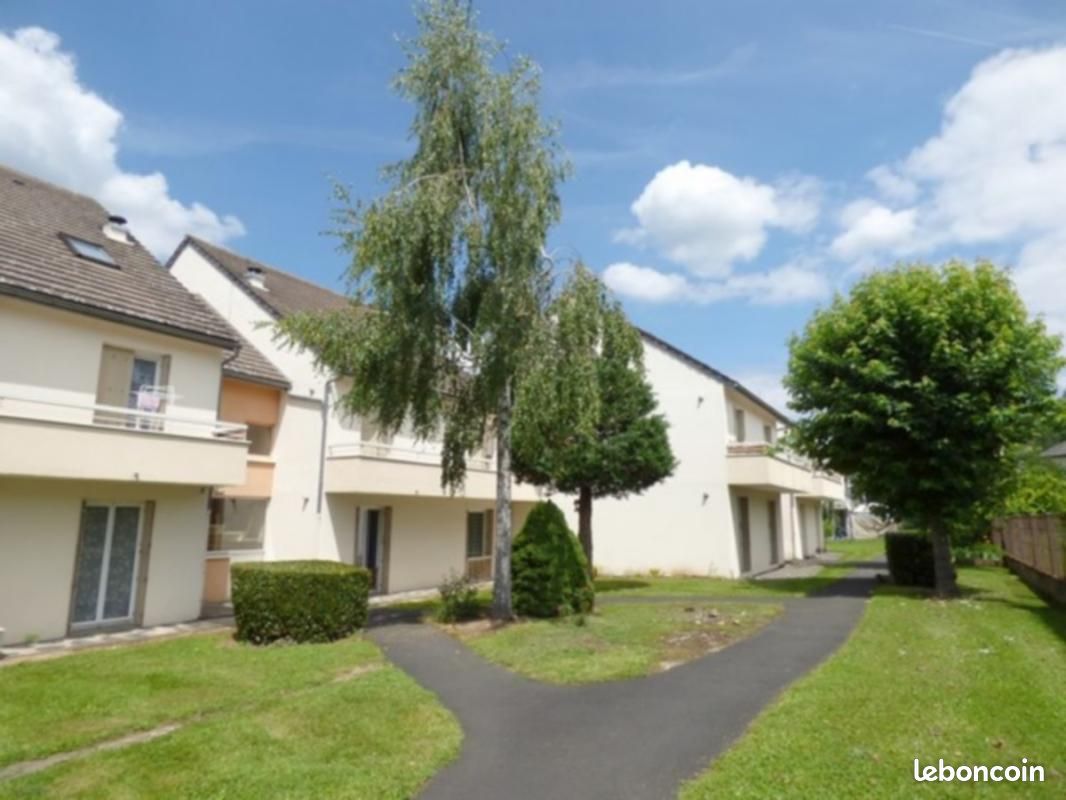 Appartement 4 pièces 77 m² · à Saignes · 77 m² · 615 €
