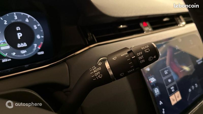 Land-Rover Range Rover Evoque 1.5 P270e PHEV 269ch Midnight Edition Santorini Black/Eiger Grey (image 24)