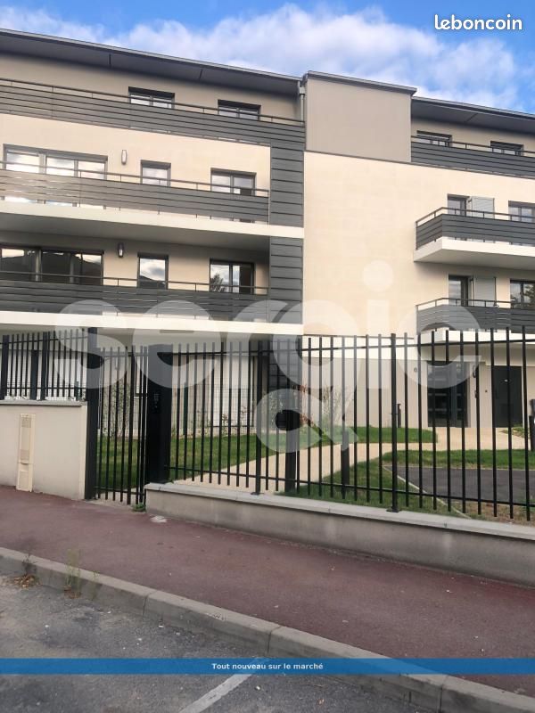 Appartement 2 pièces 54 m² · à Corbeil-Essonnes · 54 m² · 815 €/mois