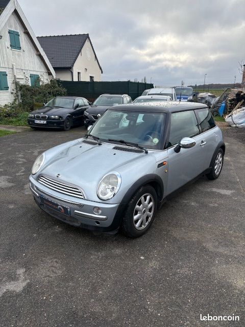 Mini Cooper One (image 1)