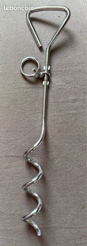 Piquet d’accrochage pour chien (image 1)