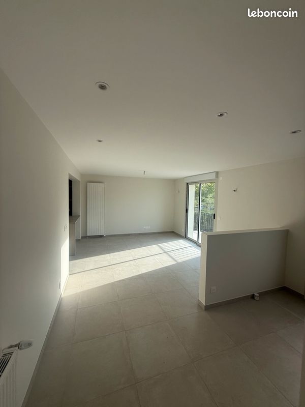 Maison 4 pièces 111 m² · à Arbonne-la-Forêt · 111 m² · 540 000 €