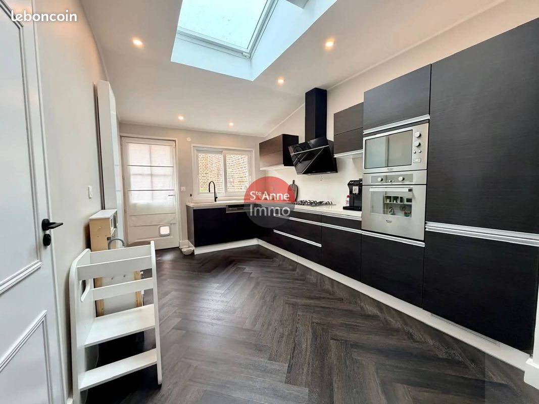 Maison 5 pièces 101 m² · à Amiens · 101 m² · 299 900 €
