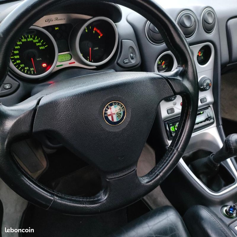 Alfa romeo spider - etat concours (image 3)