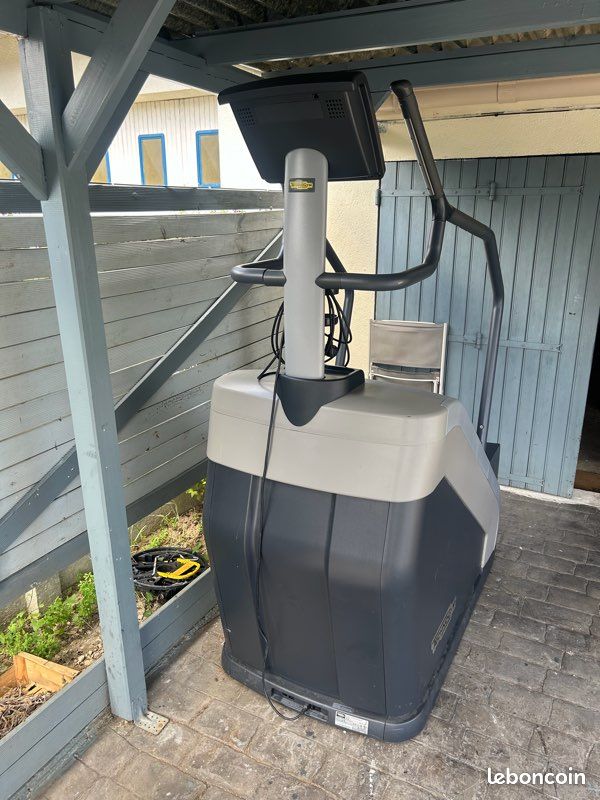Escalier cardio Technogym Excite Climb (image 5)