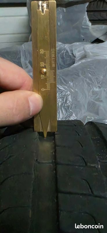 Pneus été pirelli 235/55 r19 (image 3)