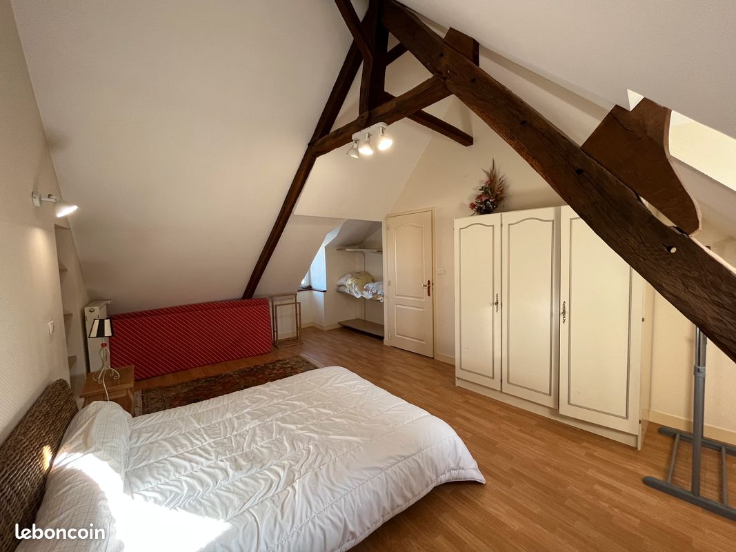 Duplex meublé de 85m2 en centre-ville (image 2)
