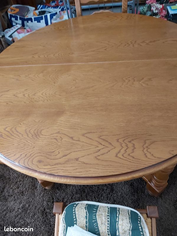 Table de salon en chêne (image 2)