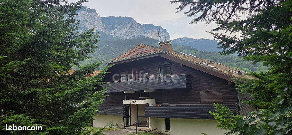 Appartement 2 pièces 31 m² · à Thollon-les-Mémises · 31 m² · 121 000 €
