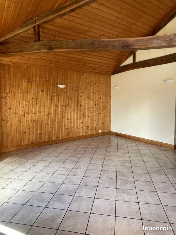 Appartement 4 pièces 104 m² · à Attancourt · 104 m² · 595 €/mois