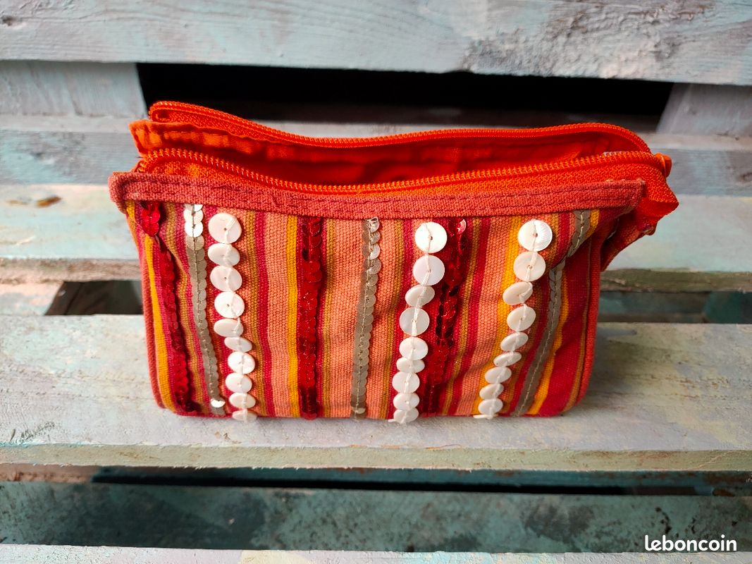 Trousse de toilettes ou maquillage colorée (image 2)