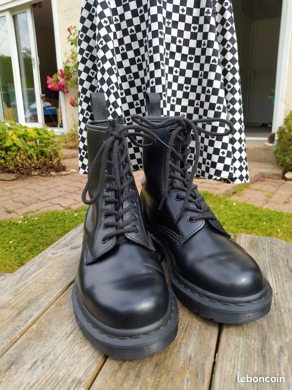 Dr. Martens 1460 Mono (image 20)