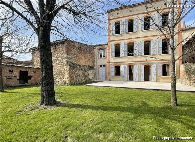 Maison 7 pièces 360 m²