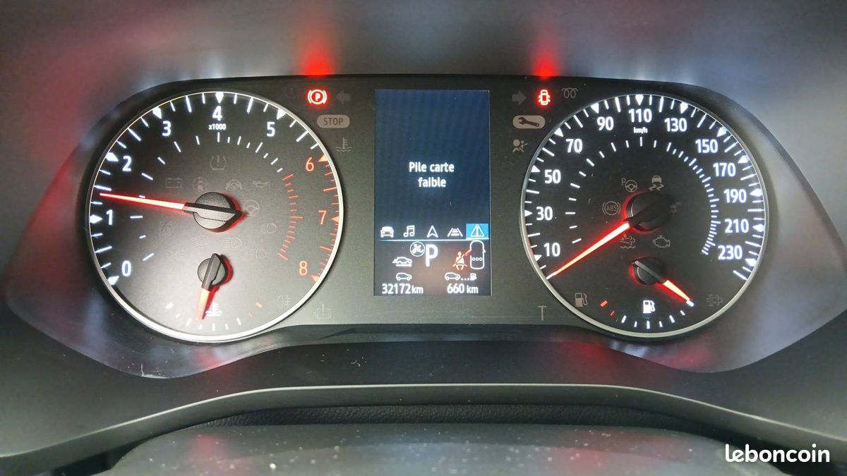 Renault arkana mild hybrid 140 edc fap 22 (image 14)