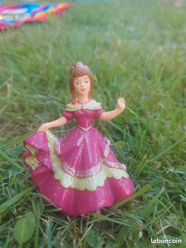 Figurines princesses (image 4)