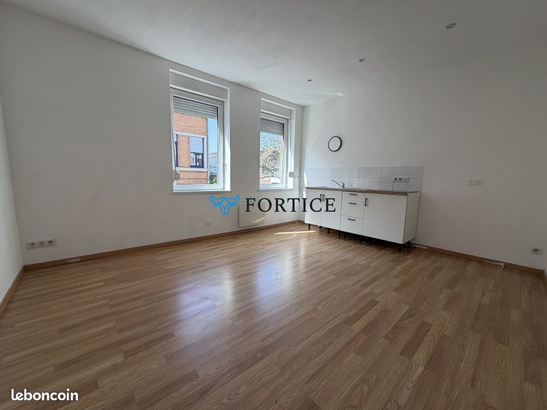 Immeuble 174 m² · à Tourcoing · 174 m² · 315 000 €