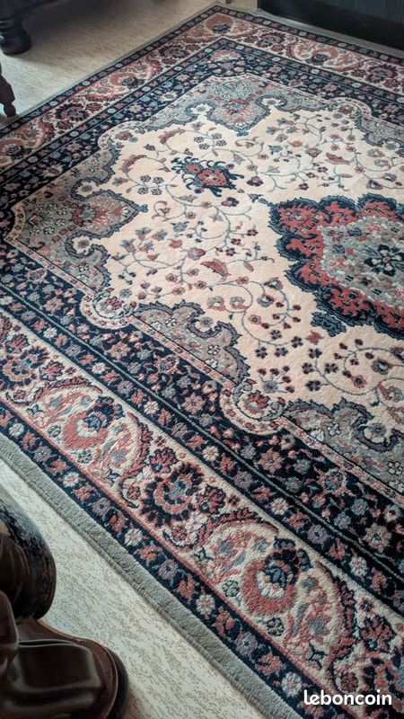 Tapis Oriental Perse Rouge - Motif Traditionnel, 215x140cm, épaisseur 1cm - Occasion Très Bon état
