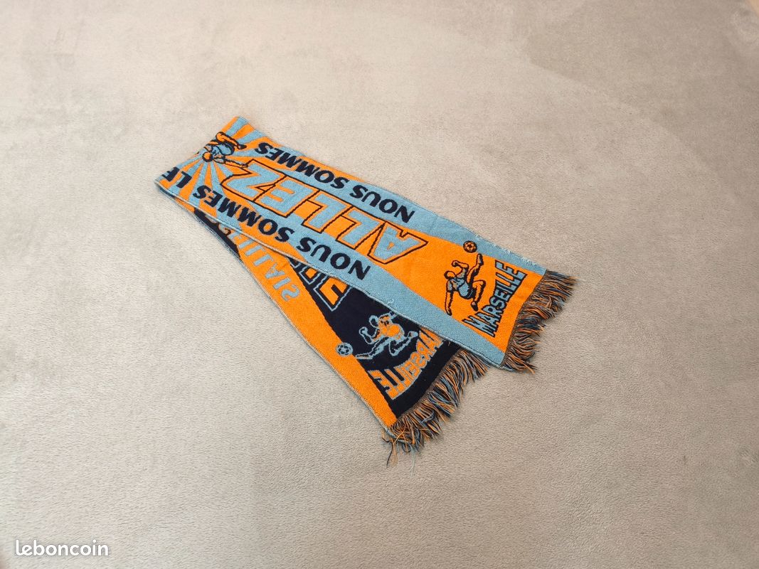Rare pin's SUPPORTERS DE L´OM DODGERS