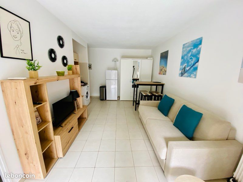 Appartement 2 pièces 35 m² · à Mandelieu-la-Napoule · 35 m² · 1 075 €