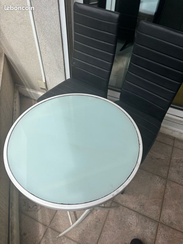 Table et chaises balcon (image 3)