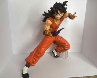 Grande Figurine Dragon Ball Z Yamcha 31 Cm - PVC Avec Socle - Neuve