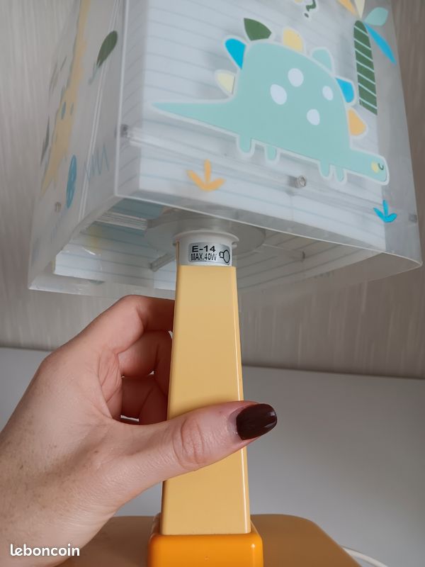 Lampe de chevet pour chambre enfant (image 6)
