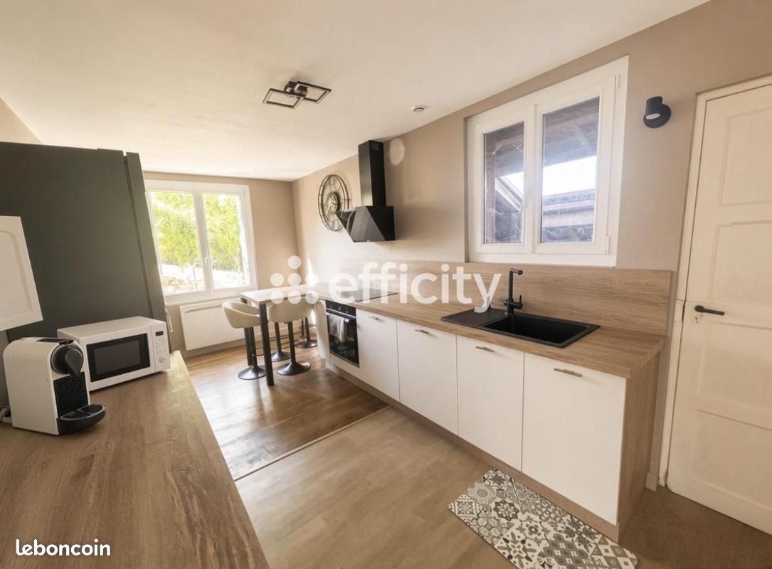 Maison 4 pièces 80 m² · à Plaimpied-Givaudins · 80 m² · 152 000 €