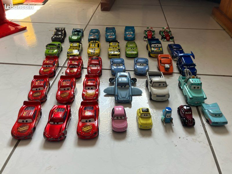 Voitures Mini Matchbox - Hot Wheels & Jouets Miniatures pour Enfants Voitures Mini Matchbox - Hot Wheels & Jouets Miniatures pour Enfants