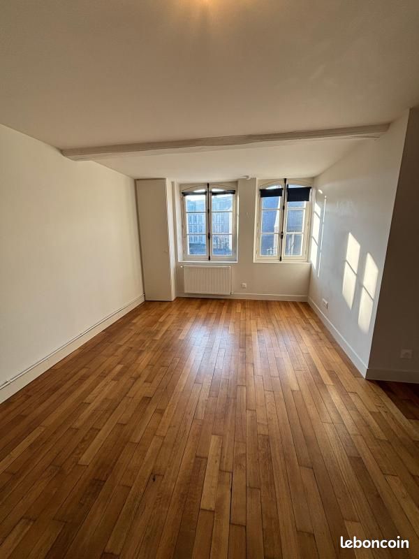 Appartement 1 pièce 38 m² · à Honfleur · 38 m² · 590 €