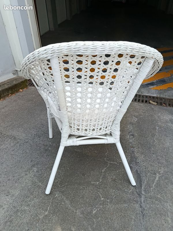 Fauteuil en rotin (image 4)