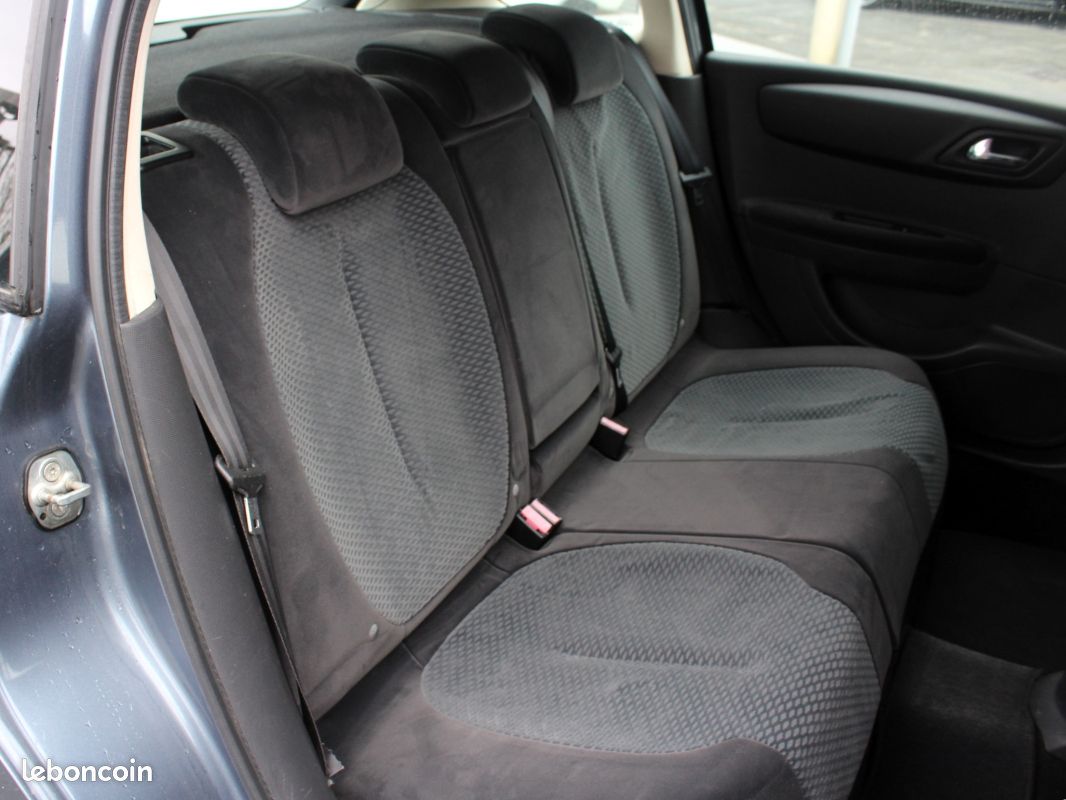 CITROEN C4 HDI 110 Pack Ambiance (image 13)