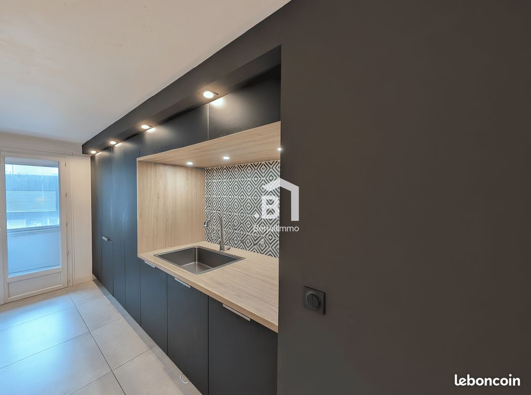 Appartement 3 pièces 93 m² · à Grenoble · 93 m² · 299 000 €