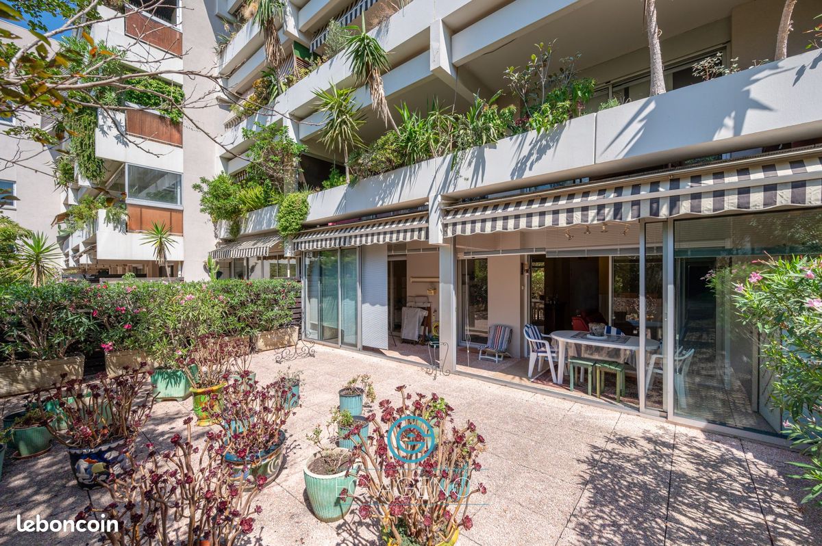 Appartement 2 pièces 44 m² · à Marseille · 44 m² · 294 000 €