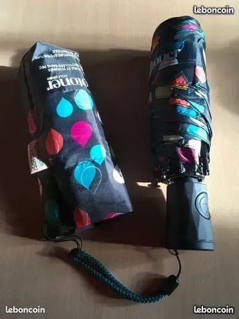 Parapluie Rayé Multi-couleurs – Occasionally Made – Neuf Avec étiquettes