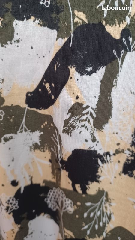 Blouse d'été imprimée
Porté deux ou trois fois
Manches mi-courtes un peu volantées
Col rond
Vendu non repassé
Étiquettes de description supprimées lors de l'achat
Plus de détails à la demande (image 3)