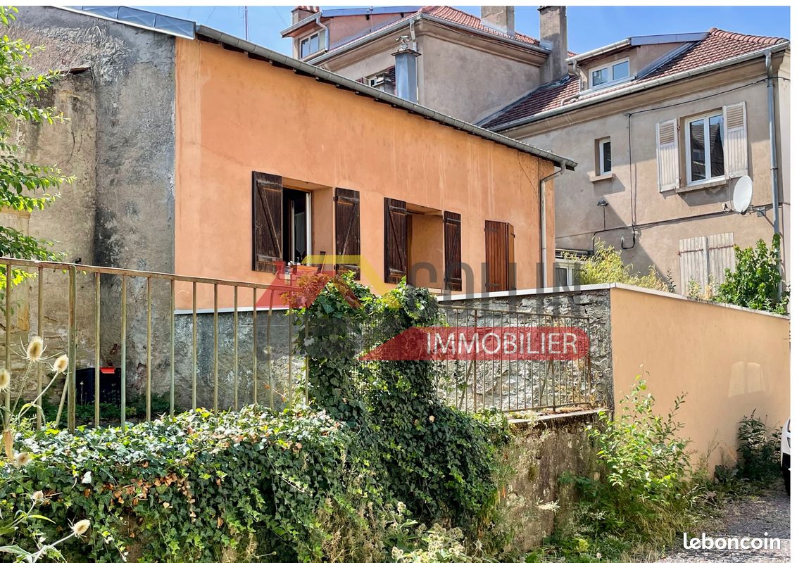 Maison 9 pièces 200 m² · à Baccarat · 200 m² · 159 000 €