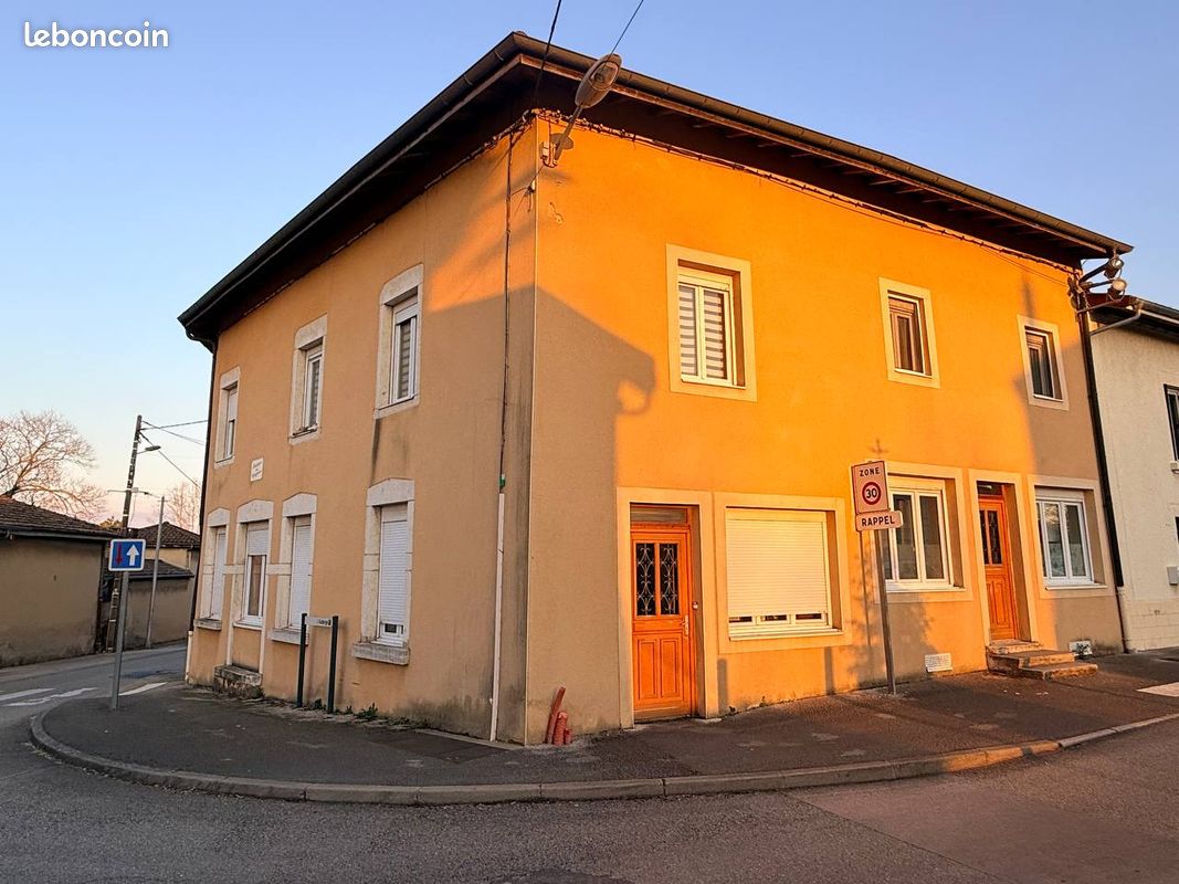 Local commercial 16 pièces 291 m² · à Dompierre-sur-Veyle · 291,1 m² · 365 000 €