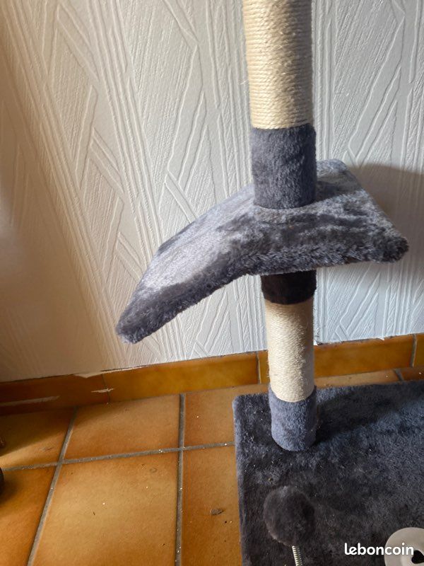 Arbre a chat avec mesonette (image 2)
