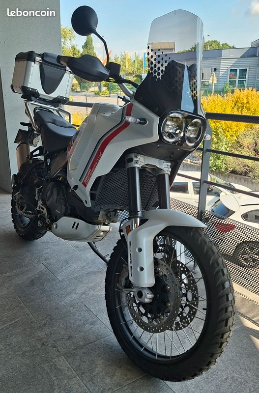 Ducati Desert X 2023 (image 5)