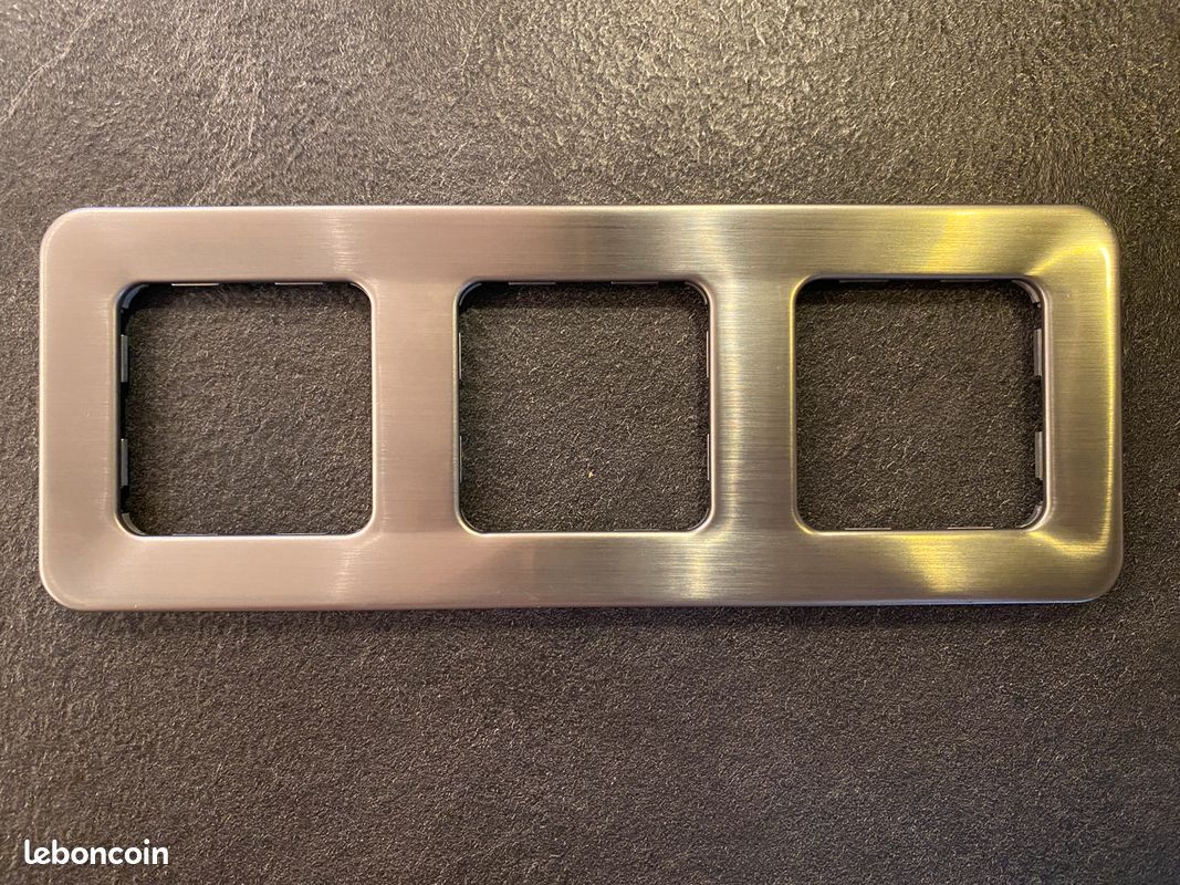 Plaque de finition triple - Lexman City - Inox brossé (image 1)
