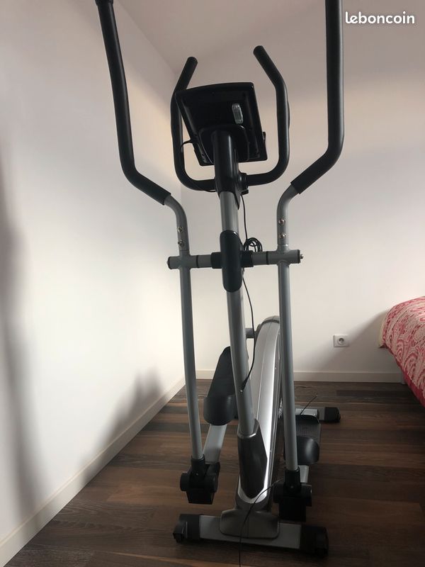 Vélo Elliptique Connecté CARE CE-690 24 programmes CARE Fitness