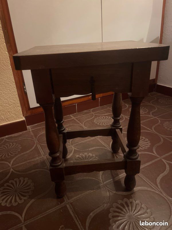 4 Tables de nuit (image 1)