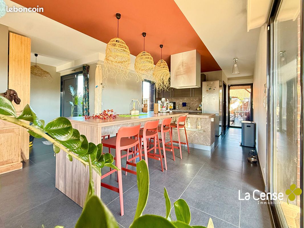 Maison 7 pièces 140 m² · à Mérignies · 140 m² · 509 000 €