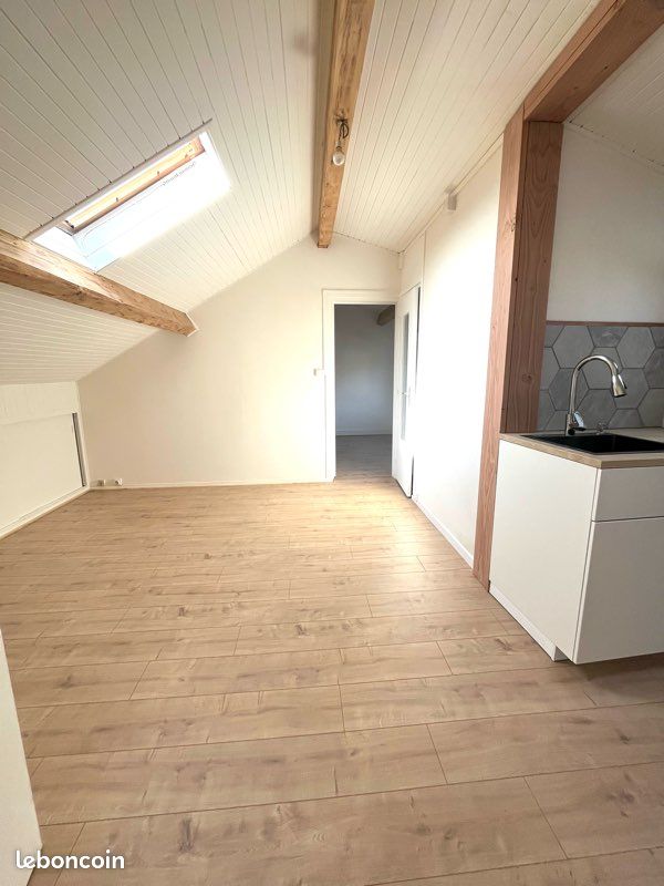 Appartement 2 pièces 33 m² · à Riom · 33 m² · 530 €/mois