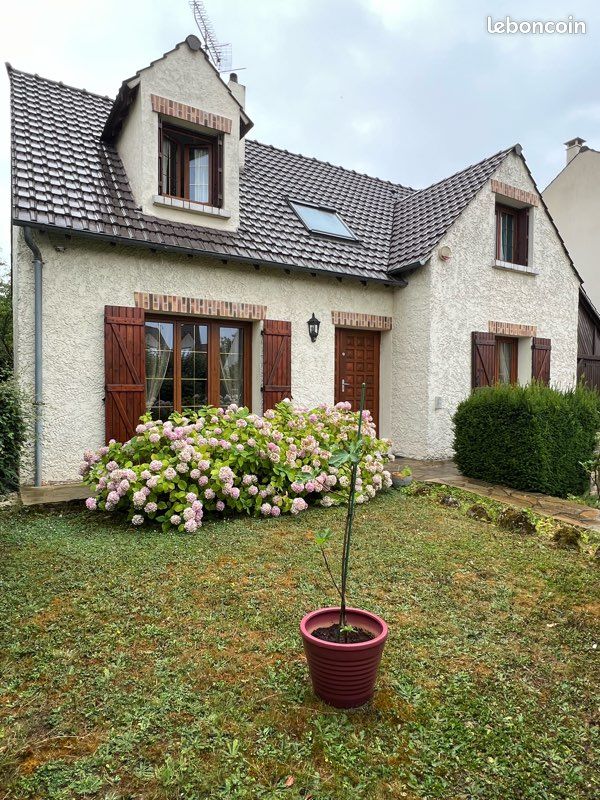 Maison 5 pièces 110 m² · à Maurepas · 110 m² · 490 000 €