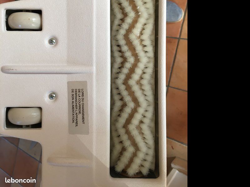 Appareil nettoyant moquette et tapis (image 3)