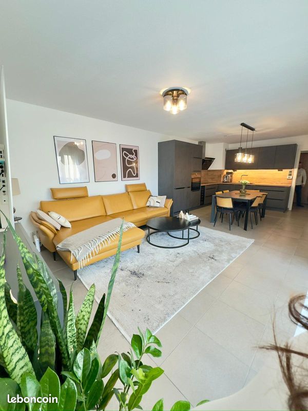 Appartement 3 pièces 77 m² · à Saint-Louis · 77 m² · 1 500 €/mois